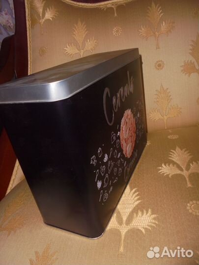 2 бан кругл жест чёрн: соль 0,9 л + спагетти 1,6 л