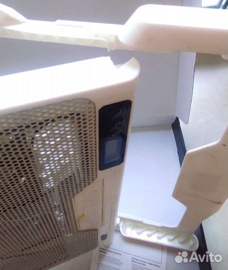 Охлаждающая подставка под ноутбук