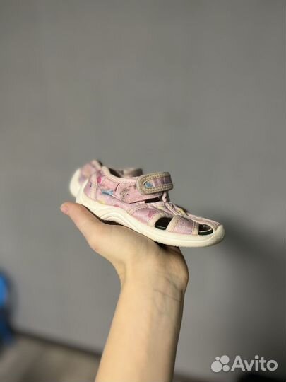 Сандалии для девочки