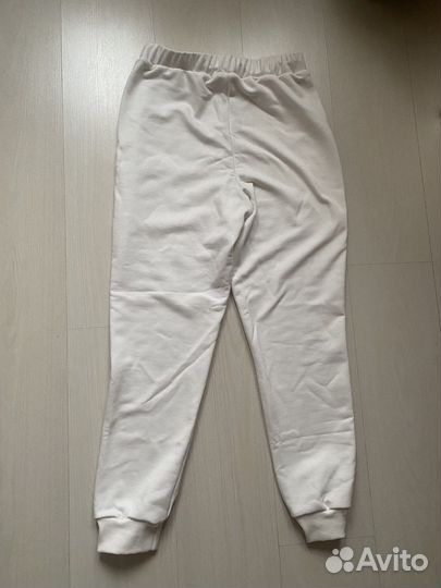 Спортивный костюм Новый женский белый 44 размер