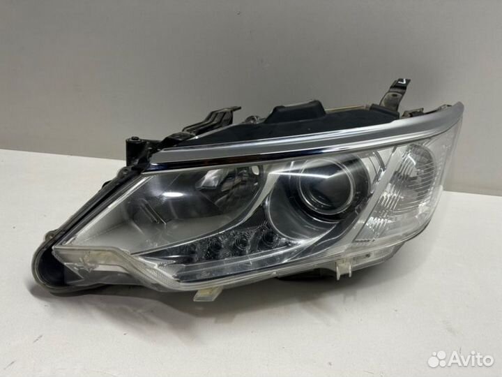 Фара адаптивная передняя левая Toyota Camry V55