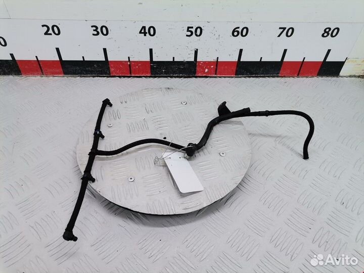 Трубка обратки форсунок Opel Astra G 2003 97360425