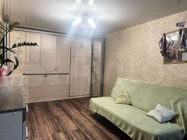 2-к. квартира, 40 м², 1/4 эт.