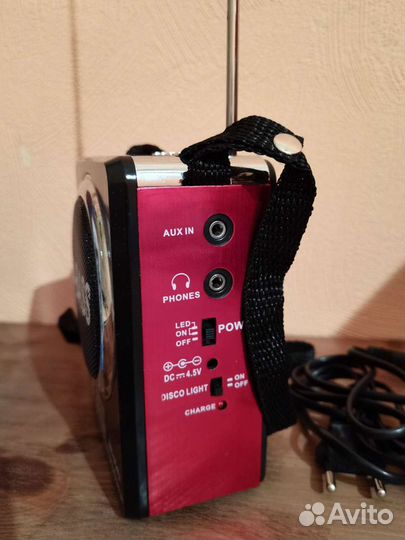 Многофункциональный радио приёмник FM