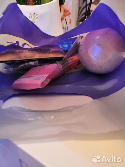 Новый набор косметики для девушки