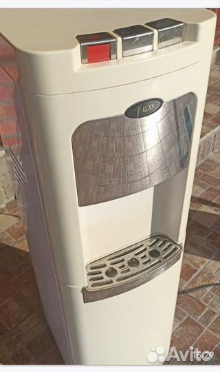 Кулер для воды