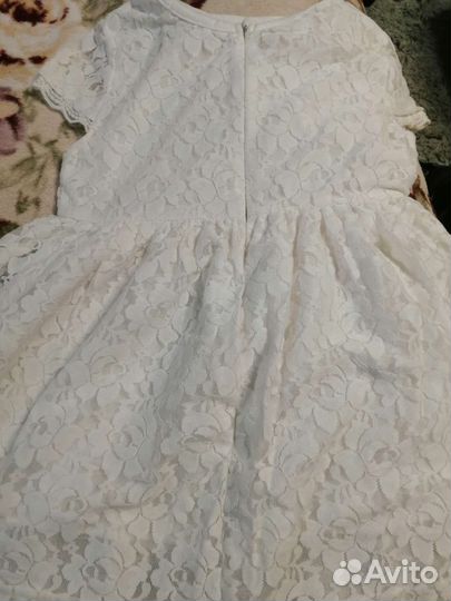 Платье для девочки белое кружевное 130 см
