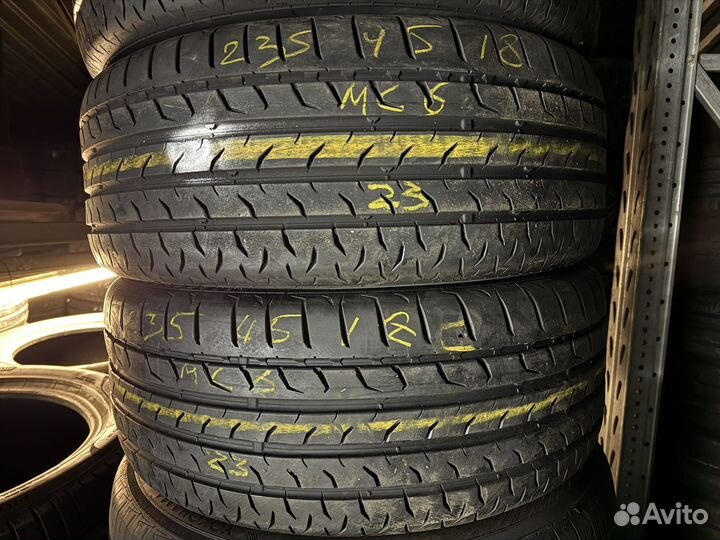 Continental MaxContact MC6 235/45 R18 98V