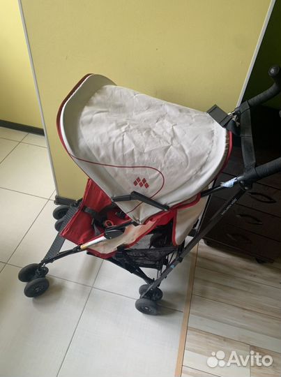 Коляска Maclaren Volo