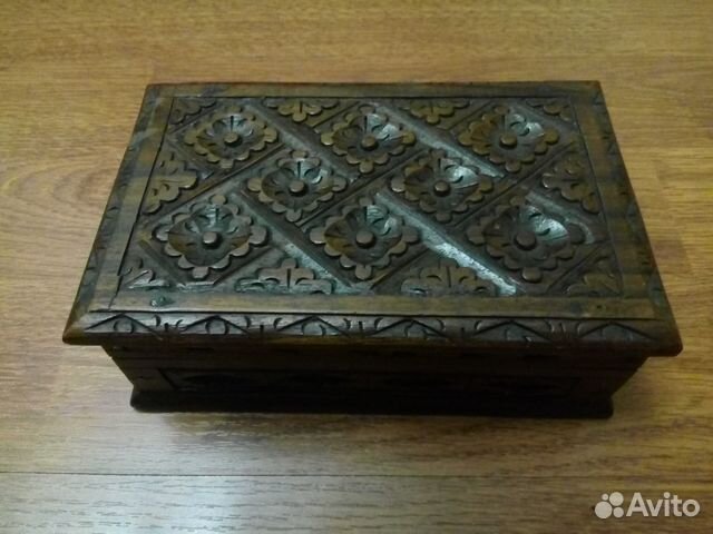 Шкатулка небольшая