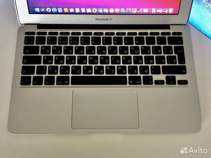 Ультратонкий ноутбук Apple MacBook Air 11 на Core