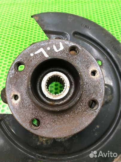 Кулак поворотный передний левый Renault Logan