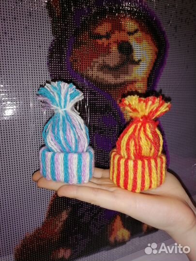 Шапочки из акриловых волокон (декоративные)