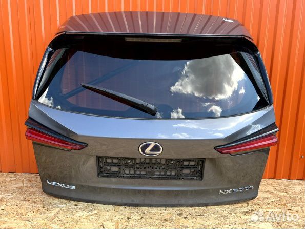 Крышка багажника б/у Lexus NX