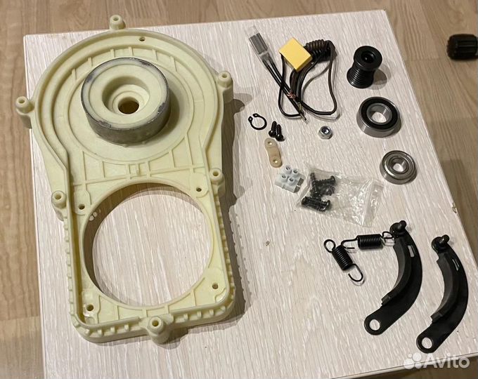 Запчасти на газонокосилки и триммера