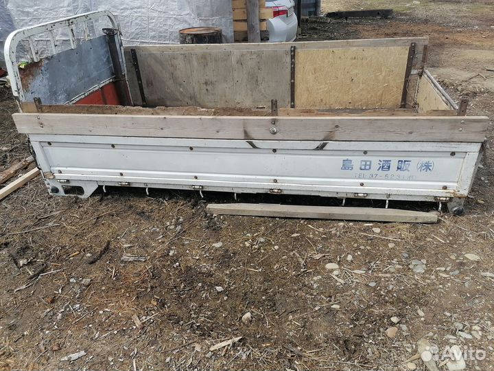 Кузов бортовой на Isuzu EIF