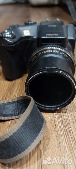 Fujifilm FinePix S7000