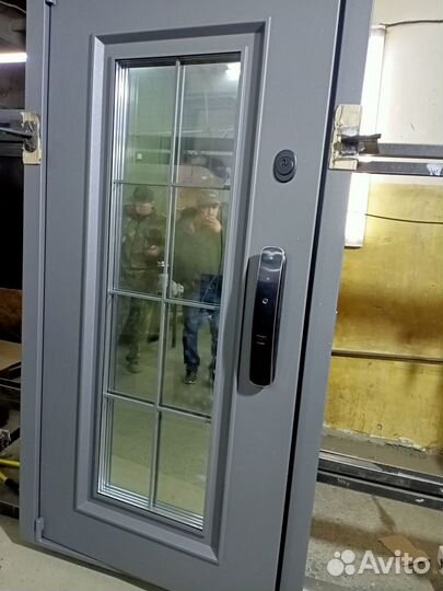 Входная дверь