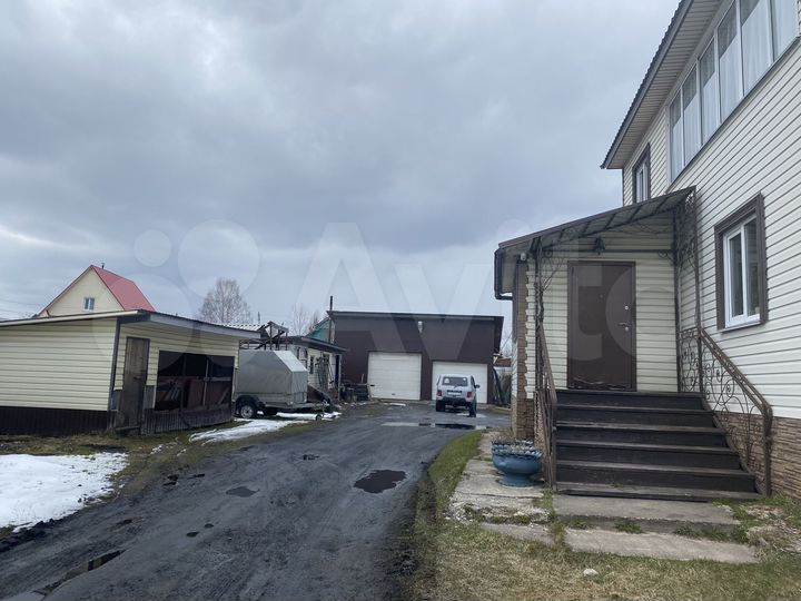 Дом 100 м² на участке 12 сот.