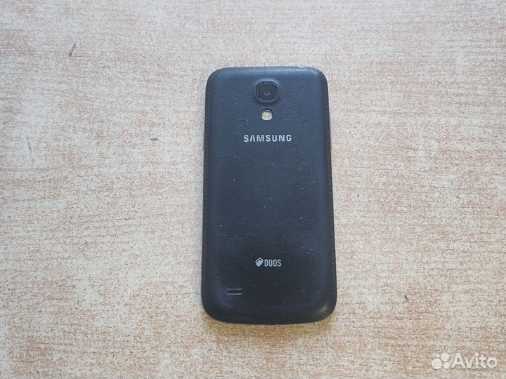 Телефон Samsung s4 mini
