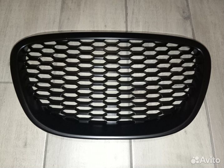 Решетка радиатора seat Leon 2