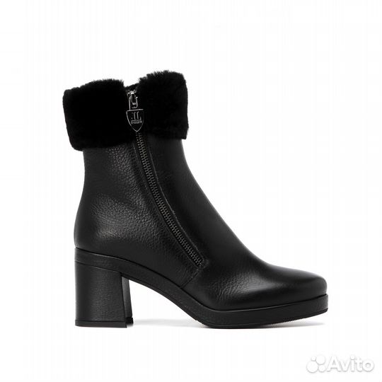 Новые ботинки ботильоны loriblu, зима, размер 40,5