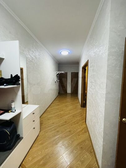 3-к. квартира, 92 м², 2/5 эт.