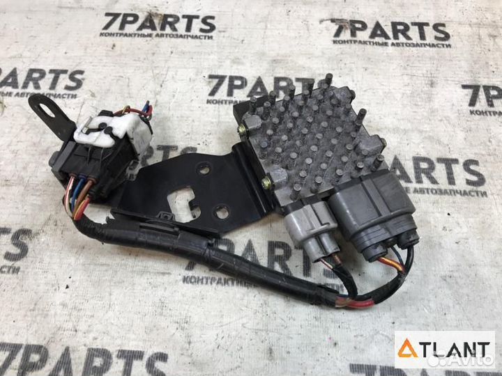 Блок управления вентилятором охлаждения mazda prem