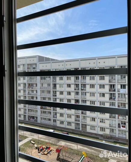 Замки на окна от выпадения детей