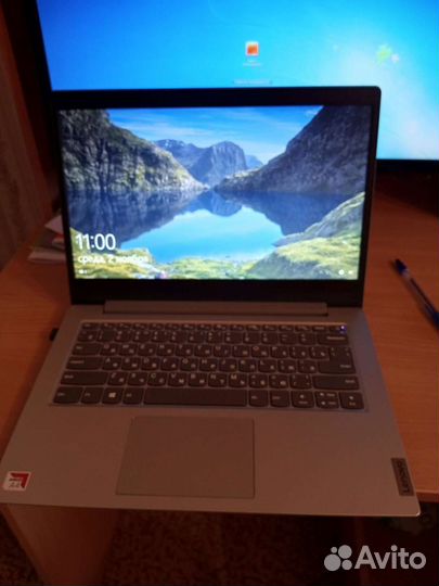 Ноутбук lenovo