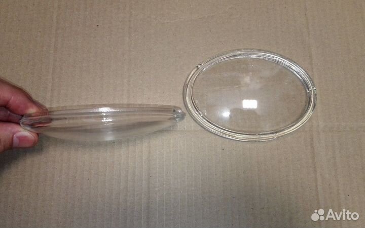 Стекло противотуманной фары VW Amarok 2013 2шт Л+П