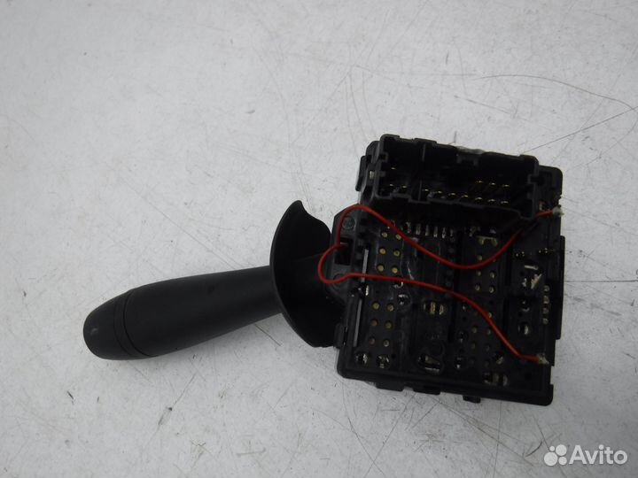 Переключатель подрулевой Renault Logan 2018