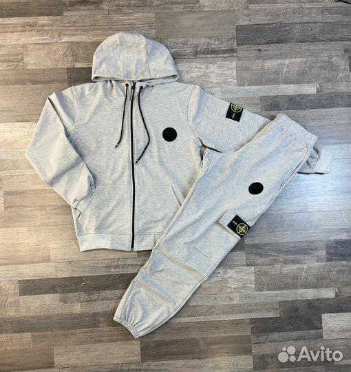 Спортивный костюм stone island