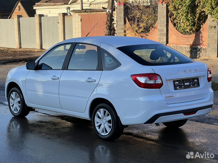 LADA Granta 1.6 МТ, 2023, 6 км