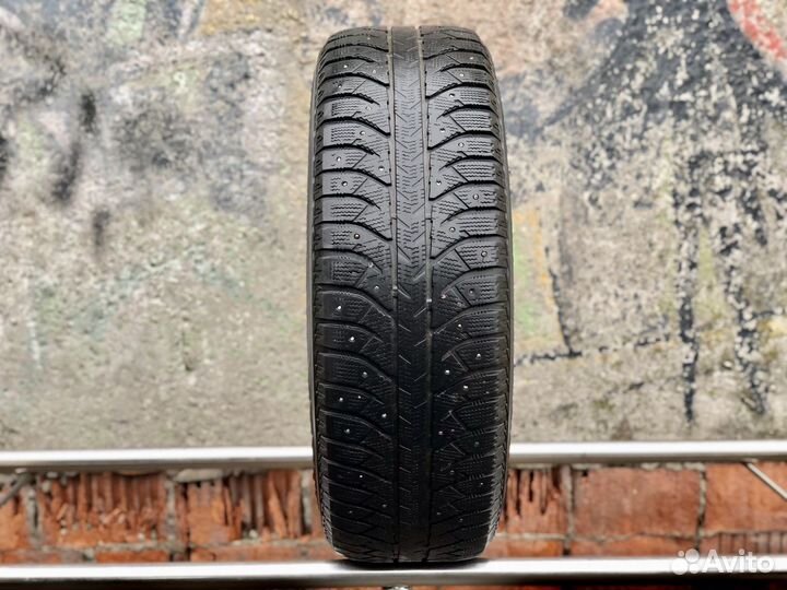 Bridgestone Ice Cruiser 7000 235/65 R17