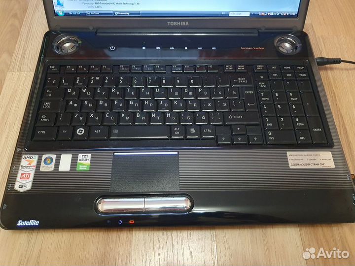 Ноутбук Toshiba satellite P300D-10U