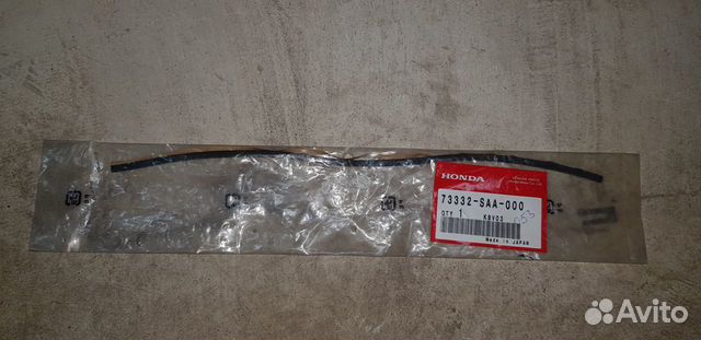 Уплотнитель стекла Honda Jazz 2001-2008 год