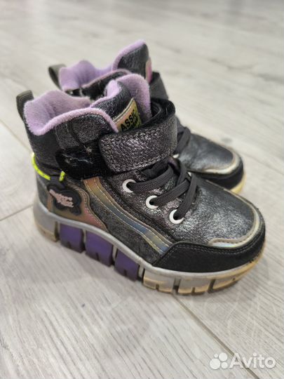 Ботинки демисезонные для девочки 27 р