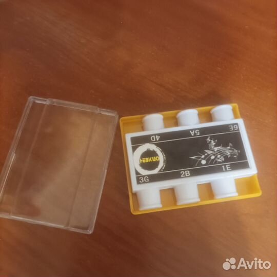 Тюнер для настройки гитары трубный