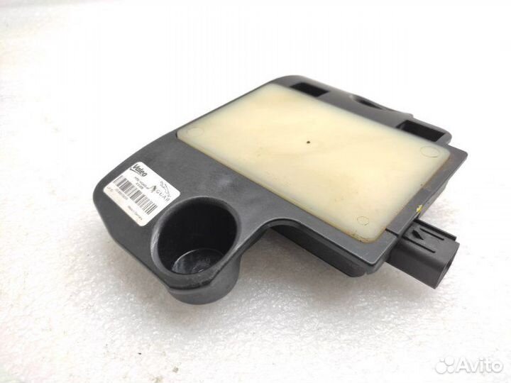 Датчик слепых зон Land Rover Discovery 5 L462 3.0D