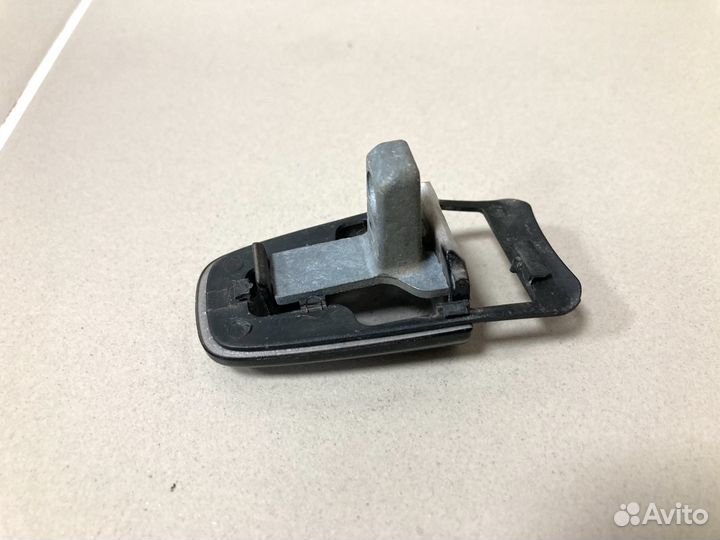 Колпачок задней правой ручки Mitsubishi Lancer 10