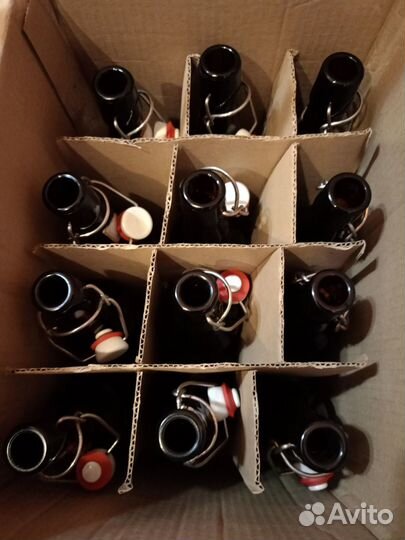 Бутылки с бугельной пробкой