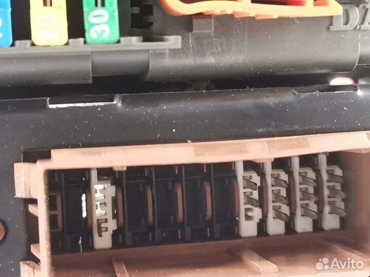 Блок предохранителей для Peugeot-Citroen Xantia