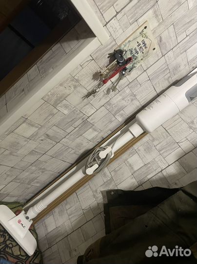 Вертикальный пылесос