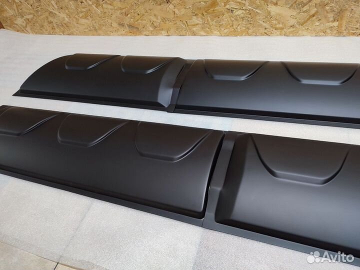 Молдинги дверей Volkswagen Amarok 2009-2021 (4 шт)