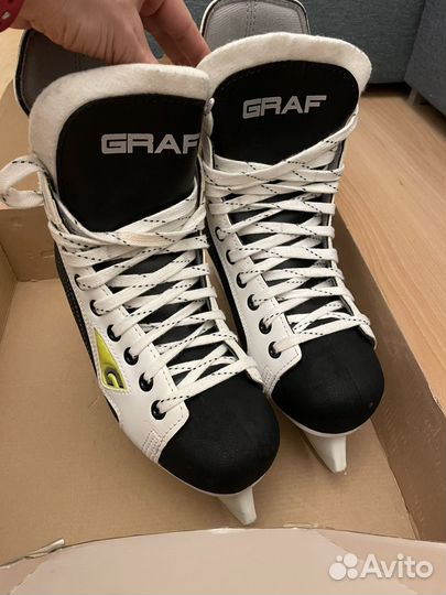 Коньки хоккейные 39 размер