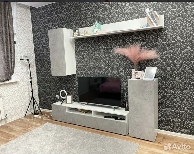 Стенка Лира (белый - бетон)