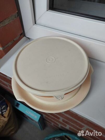 Форма Tupperware