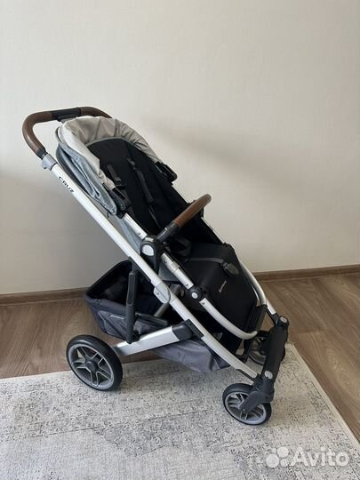 Коляска uppababy cruz v2