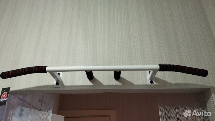 Турник настенный 3 в 1 бу